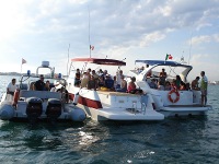 Foto dei ragazzi sulle barche Foto dei ragazzi sulle barche
